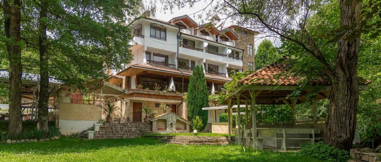 Hotel Paradise Place كالوفر المظهر الخارجي الصورة