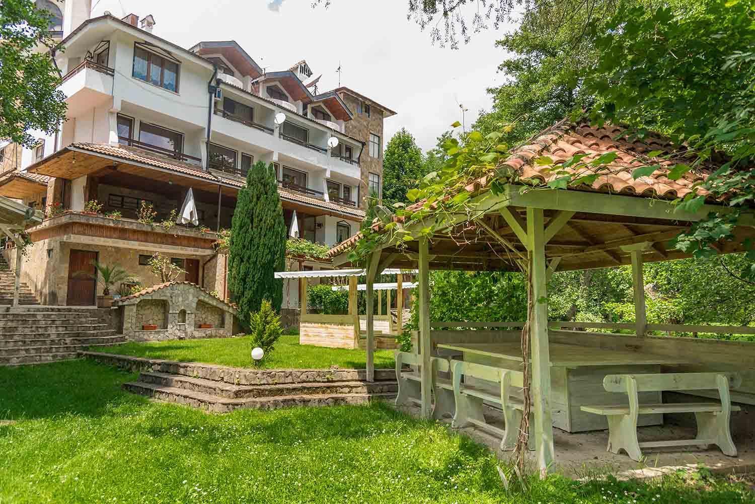 Hotel Paradise Place كالوفر المظهر الخارجي الصورة