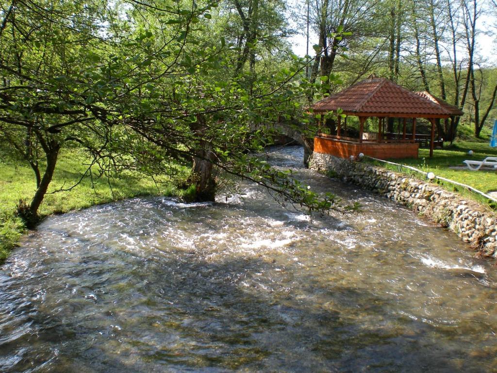 Hotel Paradise Place كالوفر المظهر الخارجي الصورة